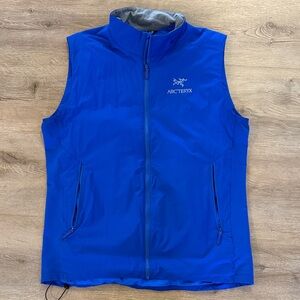 Arc'teryx men’s Atoms Vibrant Blue Vest